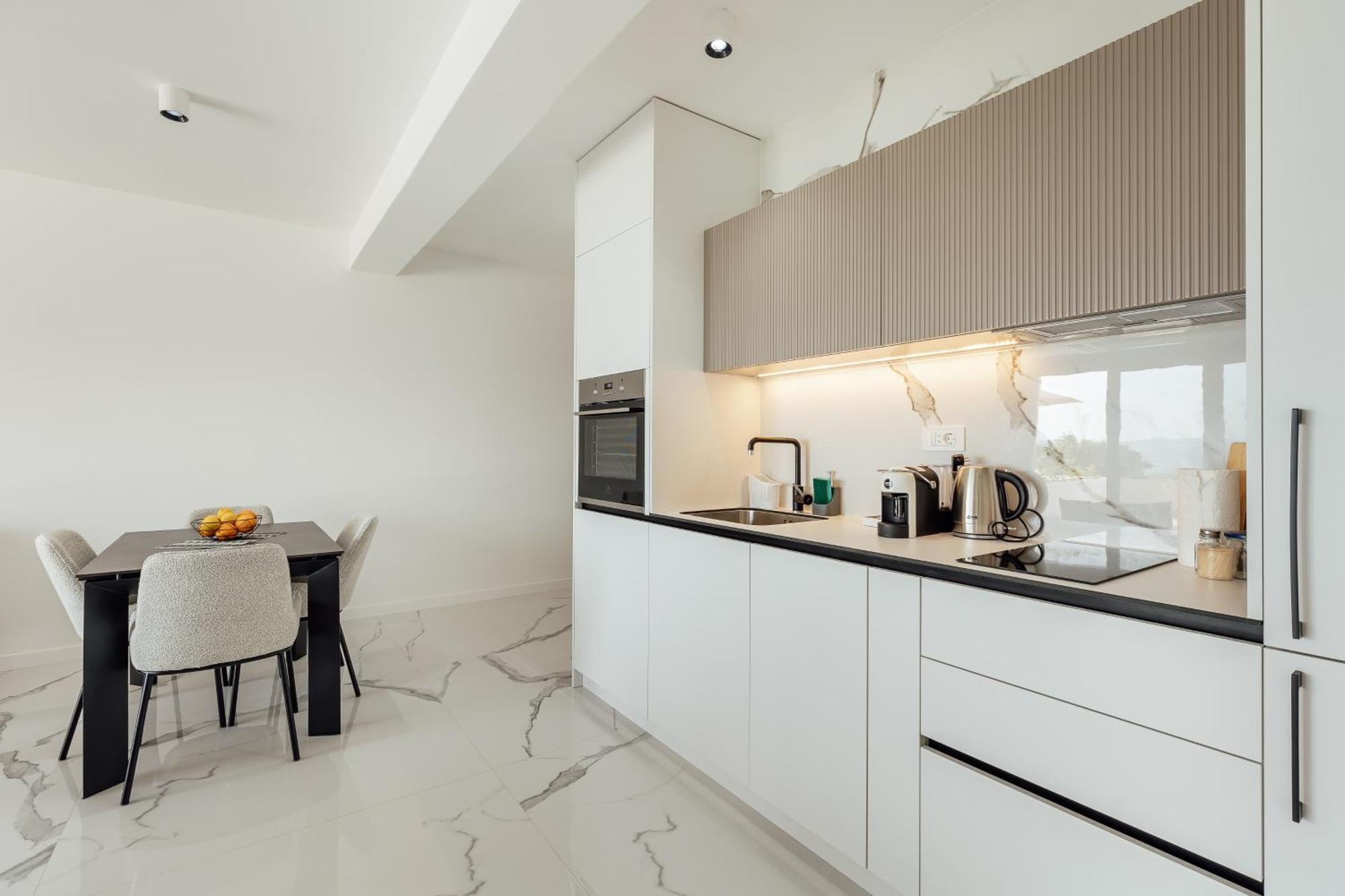 Savina Beachfront Oasis Herceg Novi Bagian luar foto