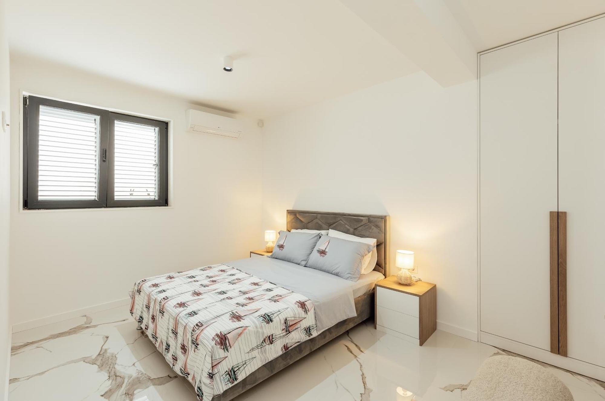 Savina Beachfront Oasis Herceg Novi Bagian luar foto